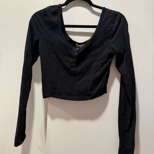 Aeropostale Black Long Sleeve Crop Top